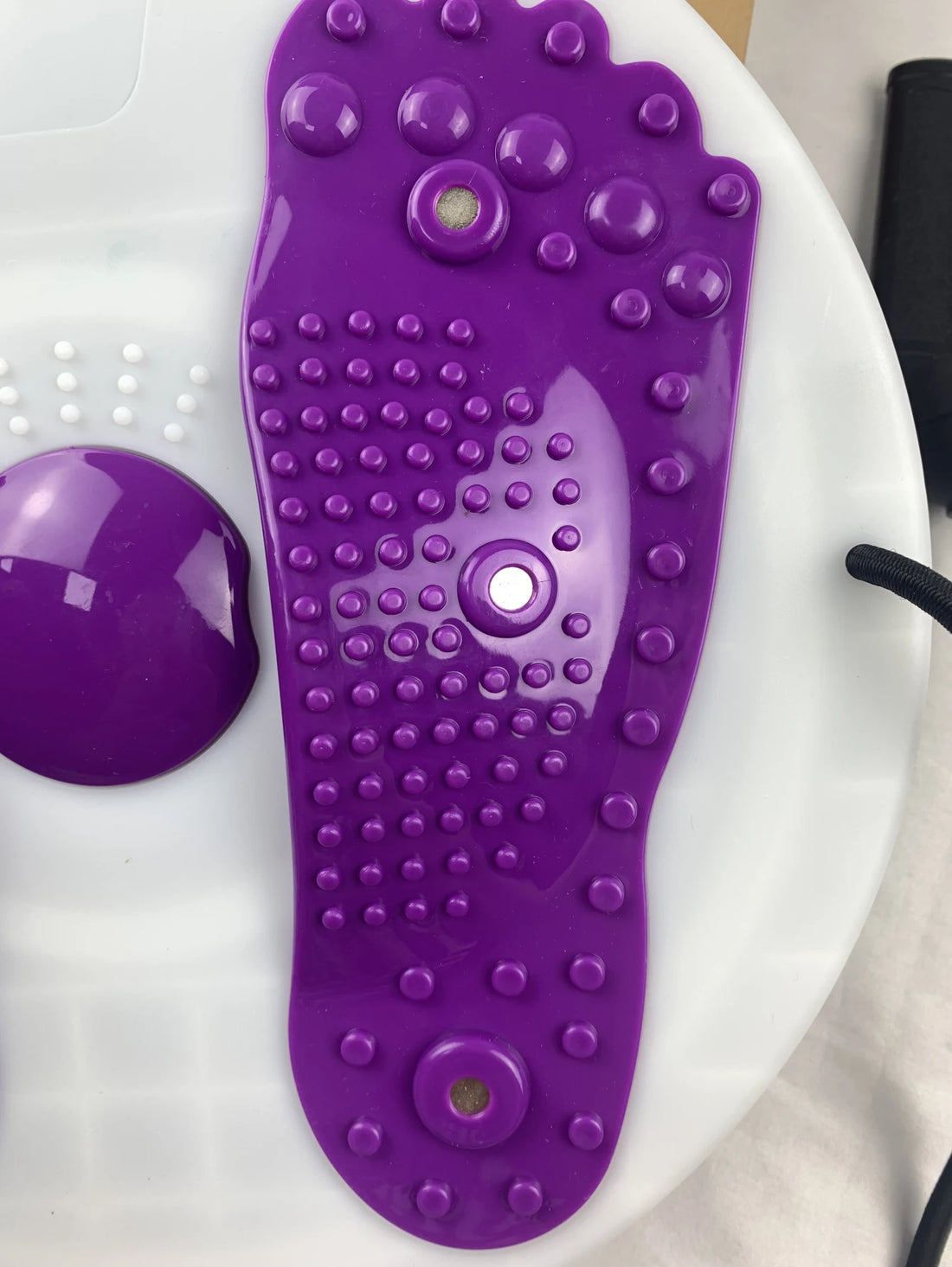 Waist Twisting Disc with Foot Massage – Portable Magnetic Fitness Torsion Board
